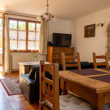 Apartament Borvidek Piheno Eger